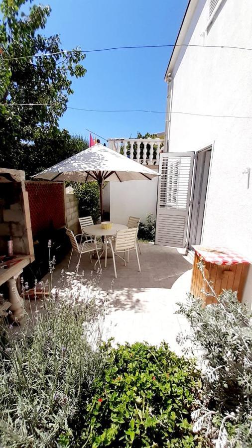 ויר Apartman Ivan מראה חיצוני תמונה