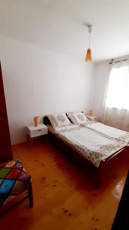 ויר Apartman Ivan מראה חיצוני תמונה